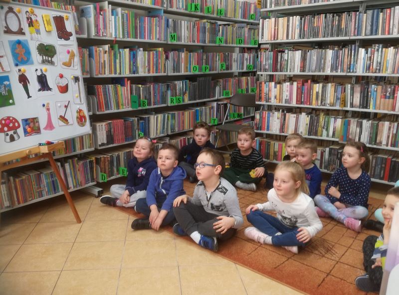 Filia nr 5 - Międzynarodowy Dzień Książki dla Dzieci w bibliotece